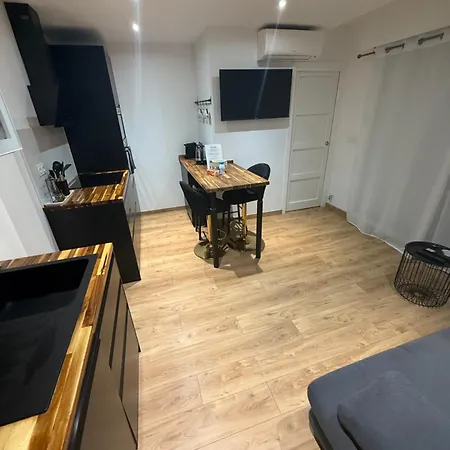 Papillon De Cimiez Apartmán *